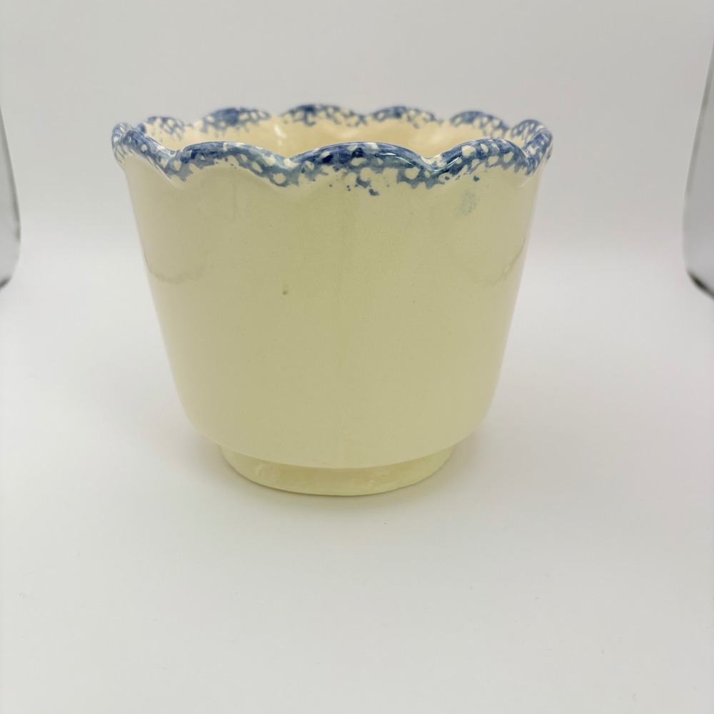 World Bazaars Ceramic Planter Cream Blue Floral Scalloped Rim Hand Painted - Picture 2 of 5